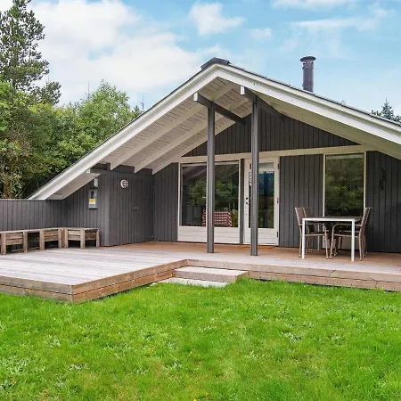 Dom wakacyjny Homely Holiday In Jutland With Terrace